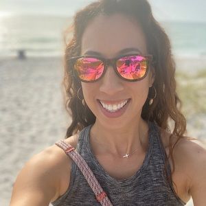 Meet your Posher, Naomi